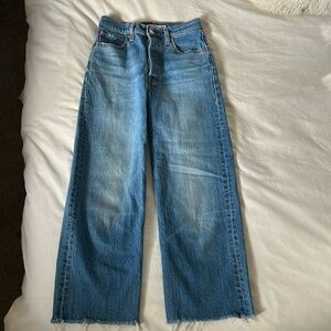 Ribcage straight ankle